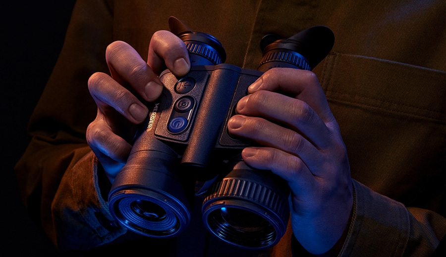 Thermal Binoculars Holding